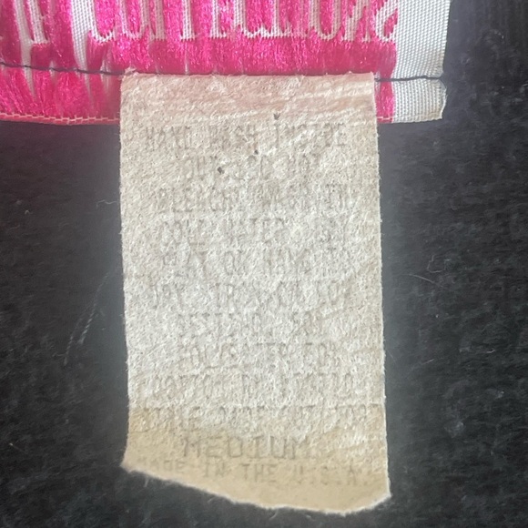 Vintage S.B. Collections Studded Shoulder Pad Sweatshirt Medium - Picture 4 of 11